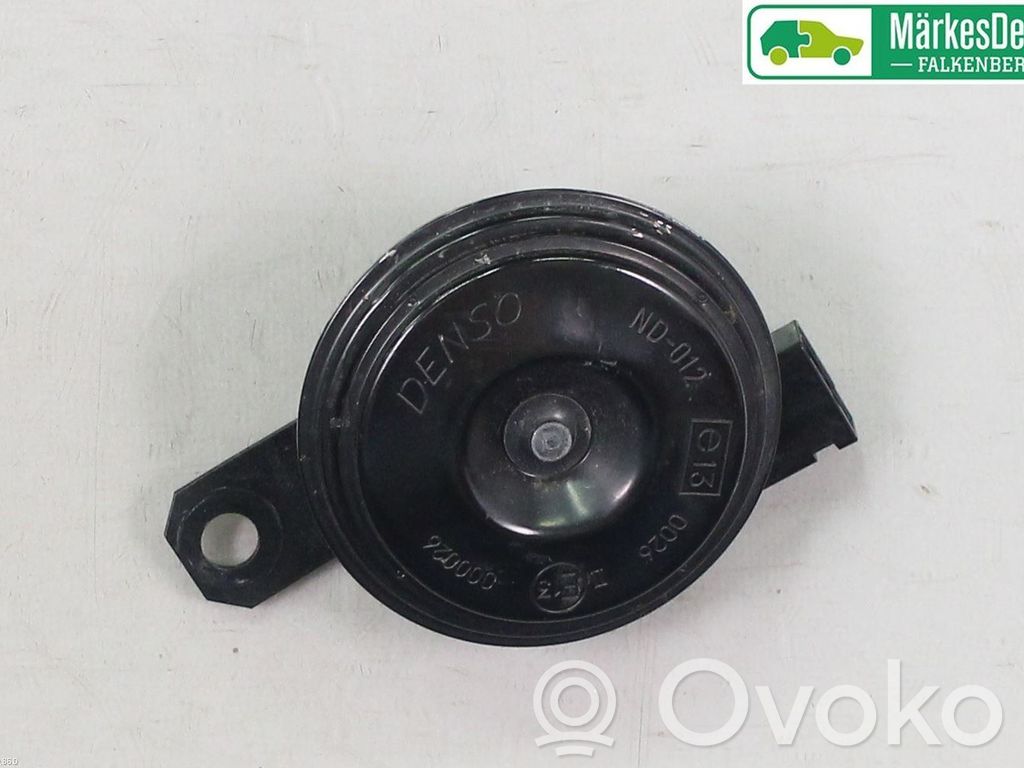 Toyota Yaris XP210 Claxon 