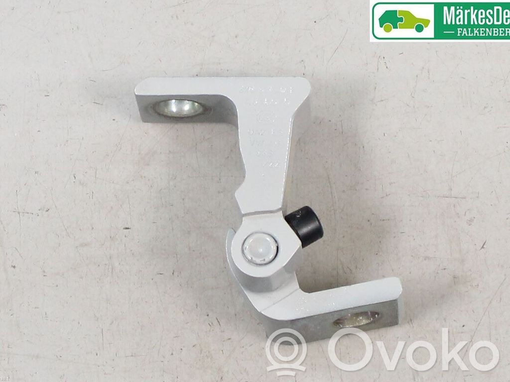 Volkswagen Taigo Charnière inférieure de porte avant 