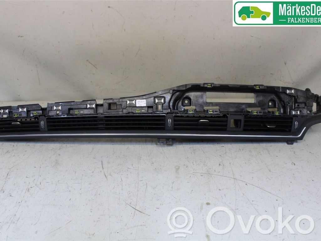 Audi A4 S4 B9 8W Dysze / Kratki środkowego nawiewu deski rozdzielczej 