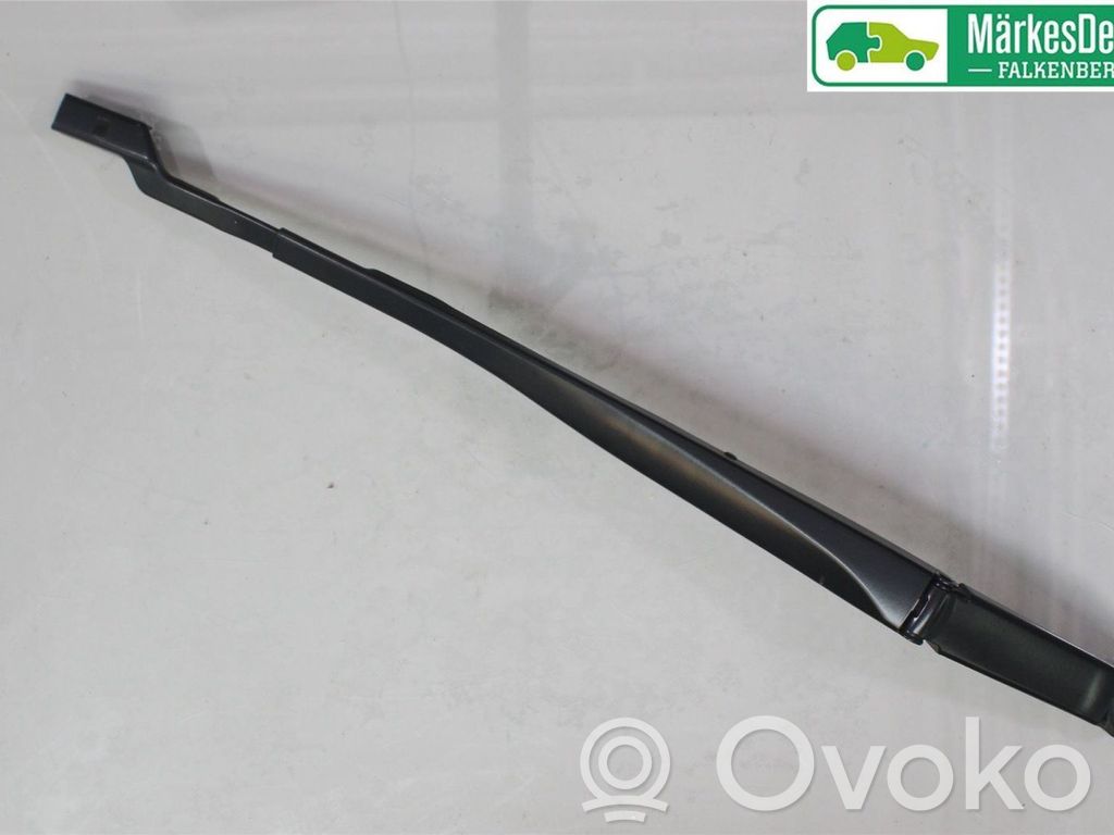 Toyota C-HR I Front wiper blade arm 