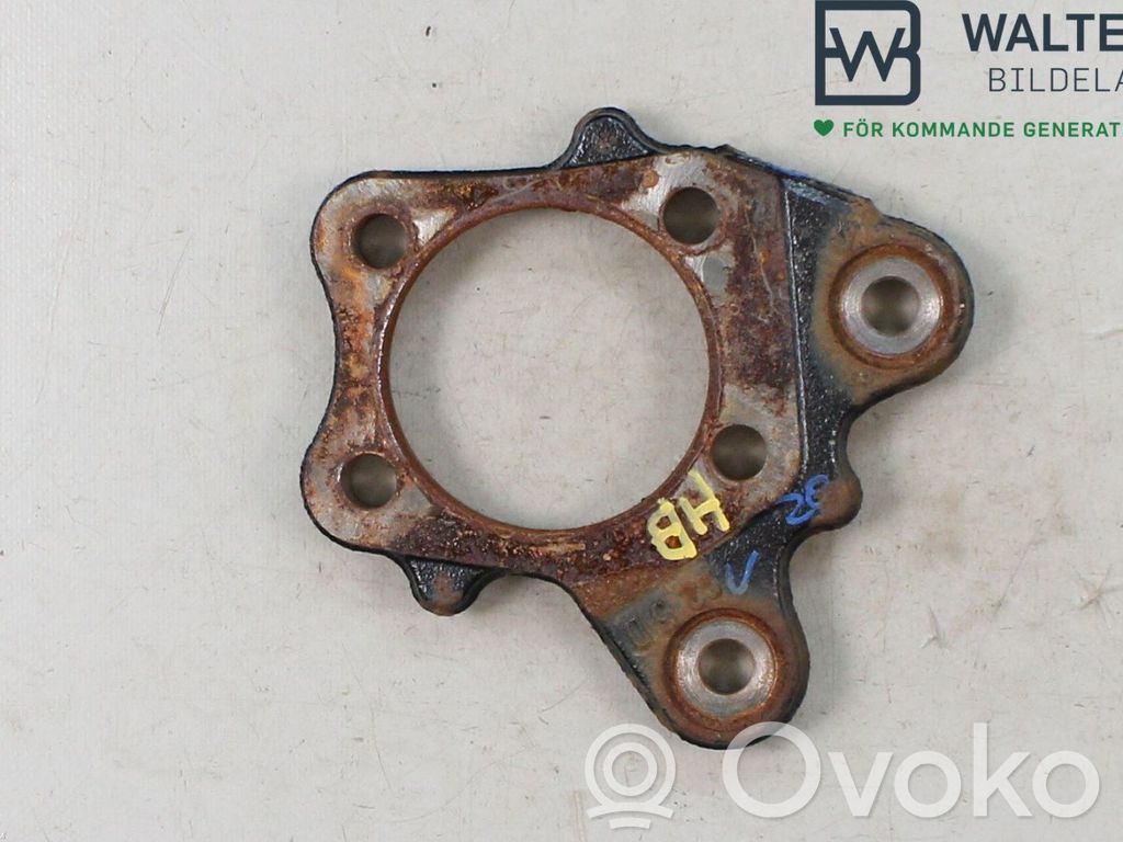 Toyota Yaris XP210 Cubo de rueda delantera 