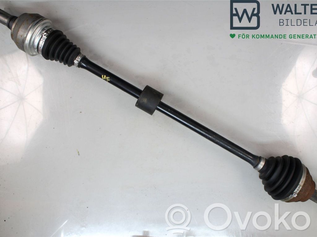 Etuvetoakseli   3Q0407272CA,3Q0407272CA,3Q0407272CA