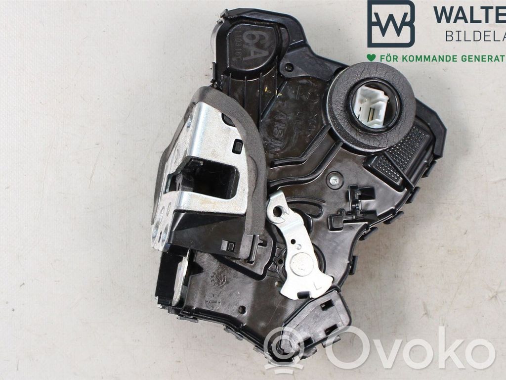 Toyota Auris E180 Zamek drzwi przednich 