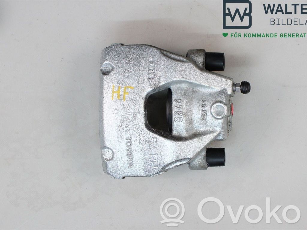 Toyota Yaris XP210 Pinza del freno anteriore