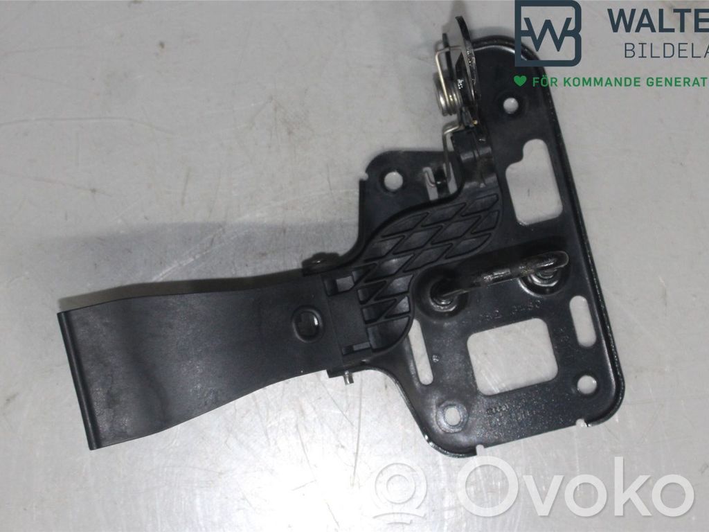 Audi A5 8T 8F Système poignée, câble ouverture de capot