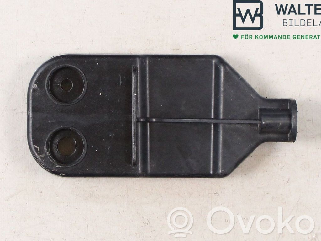 Audi Q2 - Rear bumper mounting bracket 