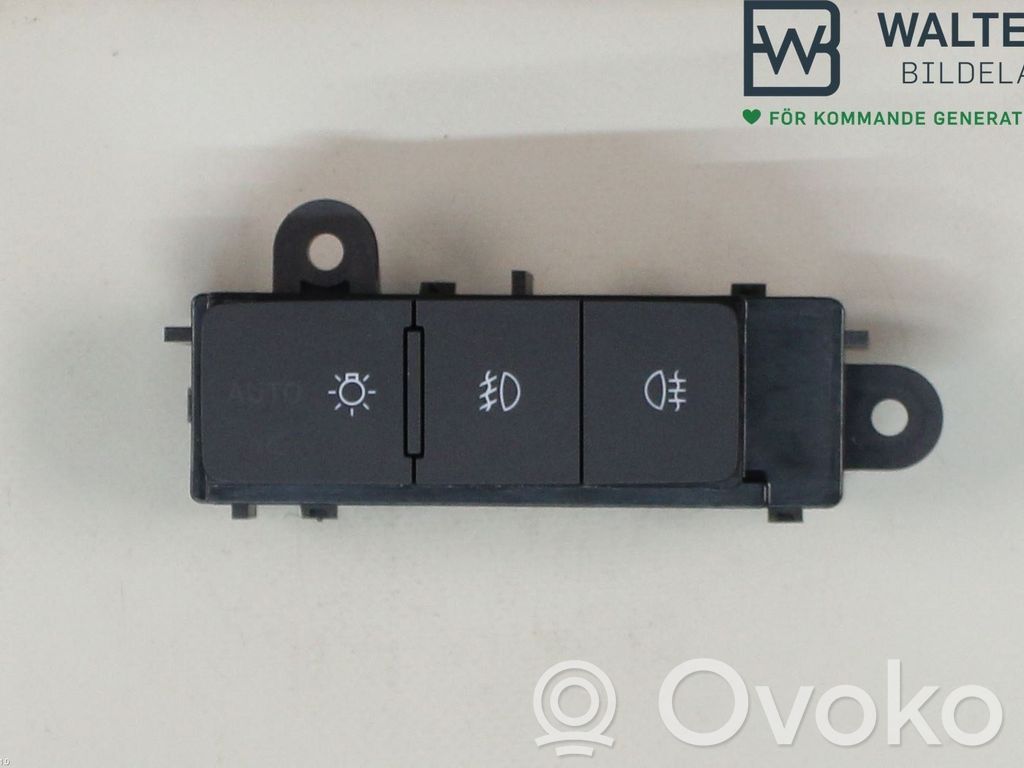 Skoda Octavia Mk3 (5E) Light switch 