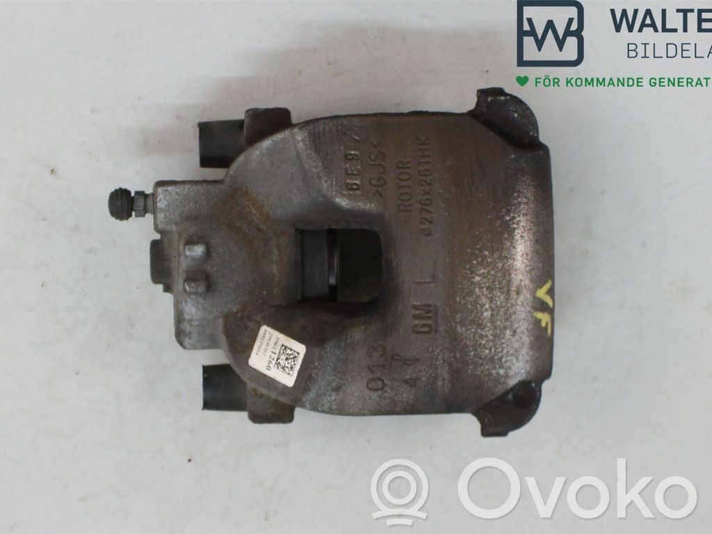 Opel Astra K Zacisk hamulcowy przedni 