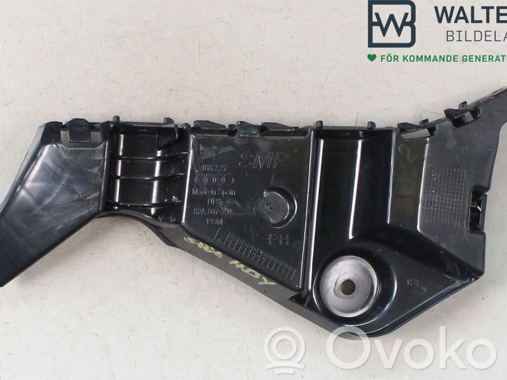 Audi A1 Soporte de montaje del parachoques trasero 