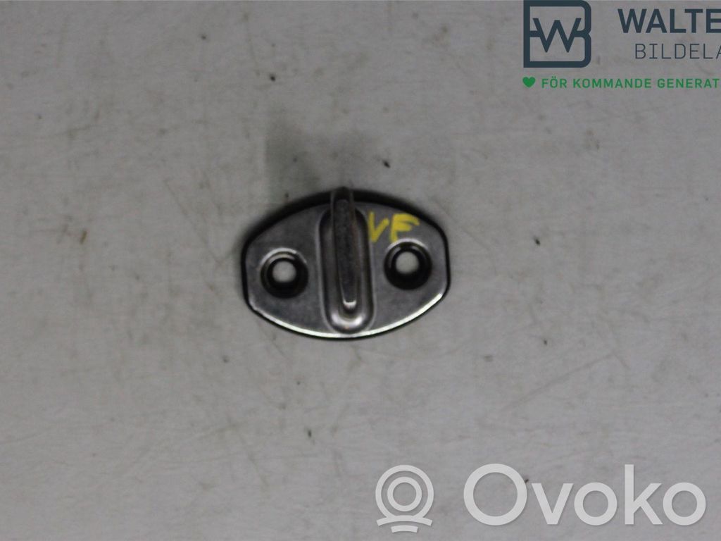 Volkswagen Golf VII Etuoven lukko 