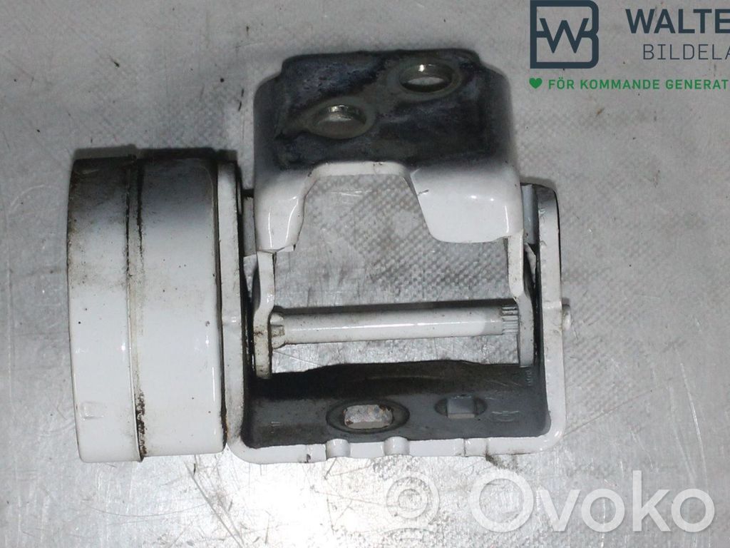 Citroen C5 Front door upper hinge 
