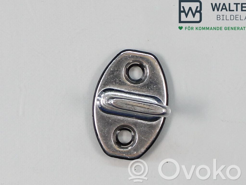 Volkswagen ID.4 Zamek drzwi tylnych 