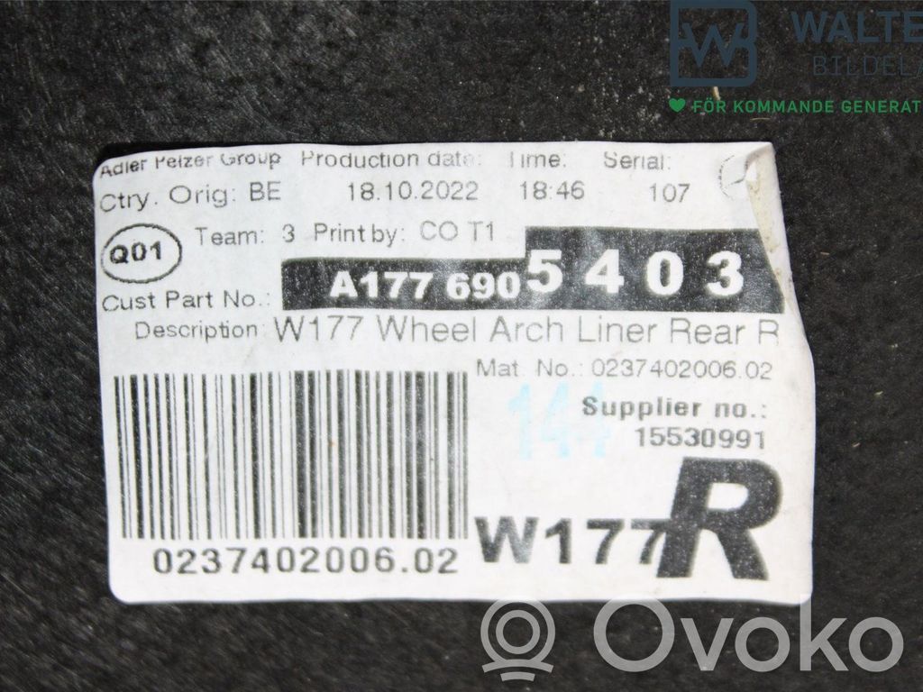 Mercedes-Benz A W177 Pare-boue passage de roue avant