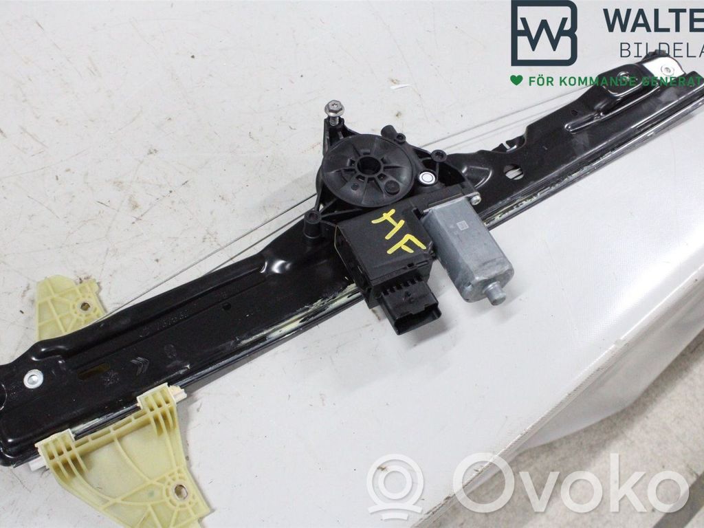 Opel Vivaro Macara geam față fără motor 