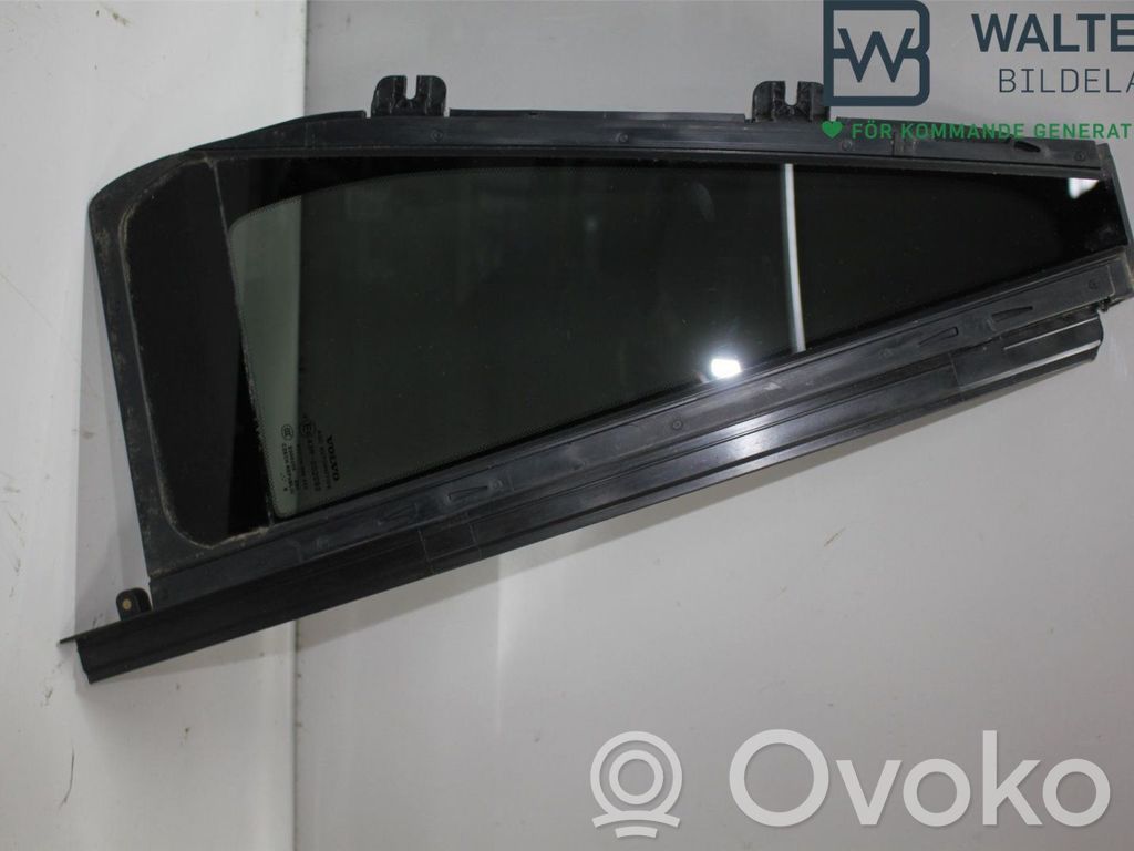 Volvo XC90 Ventanilla de ventilación de la puerta trasera 