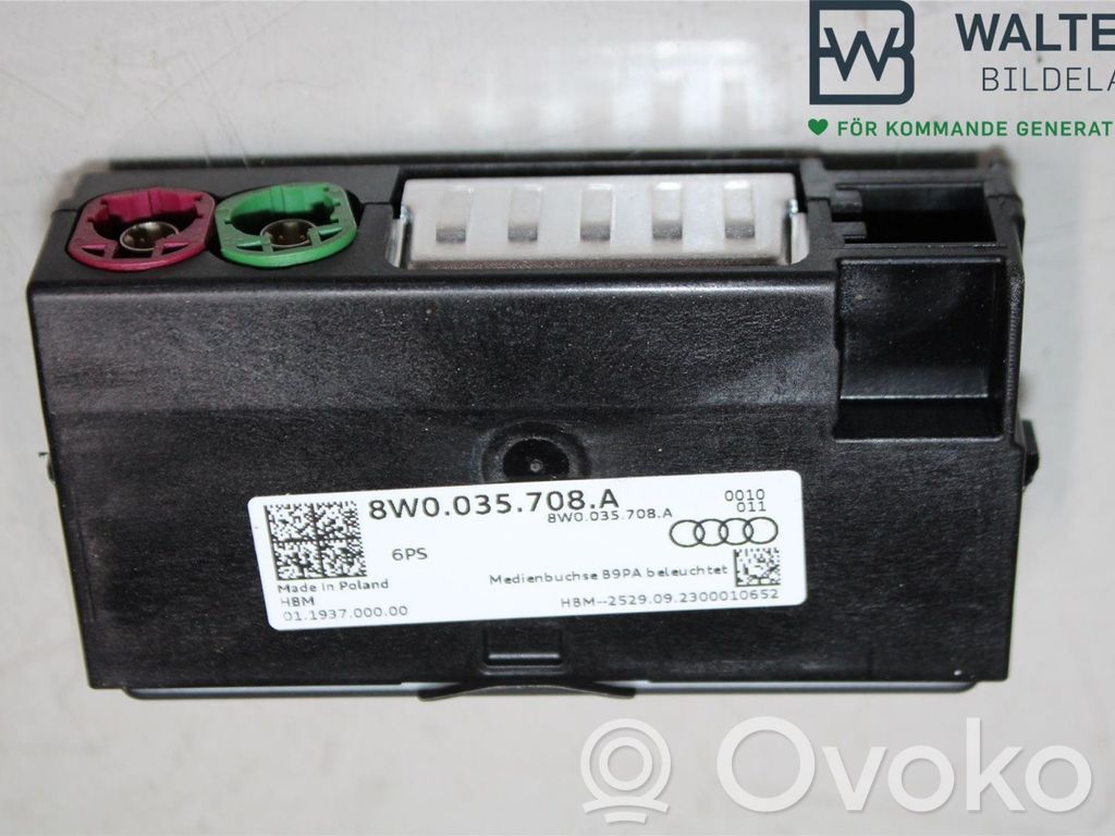 Enchufe conector USB   8W0035708A,8W0035708A,8W0035708A