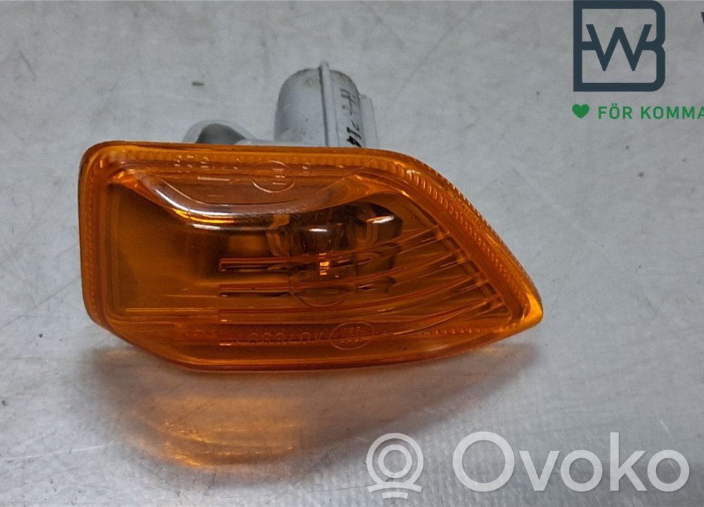 Ford Ranger Front fender indicator light 