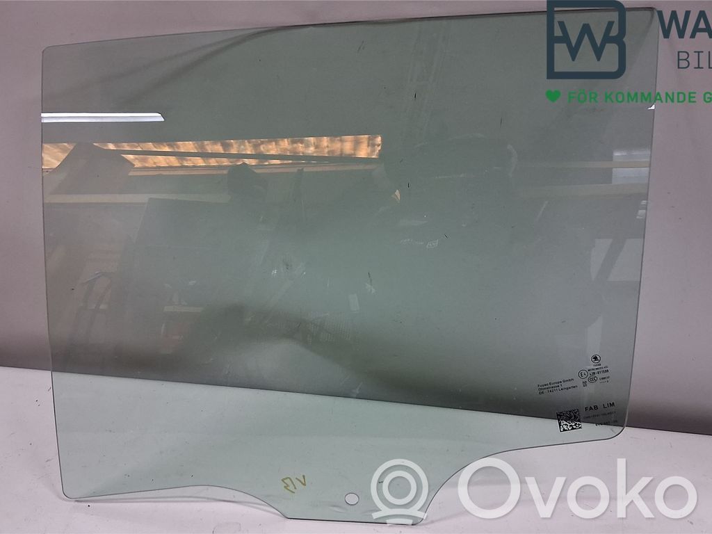 Skoda Fabia Mk4 (6VA) Szyba drzwi tylnych 