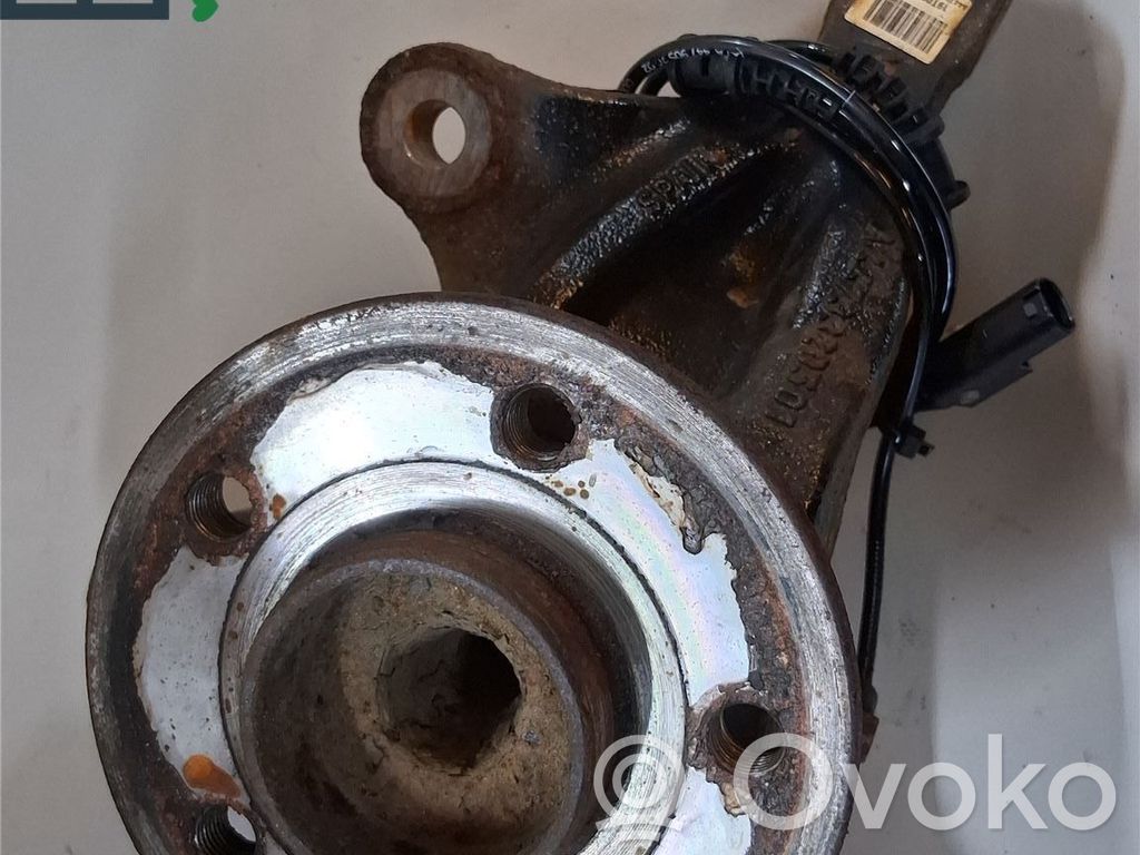 Mercedes-Benz Vito Viano W447 Fuso a snodo con mozzo ruota anteriore