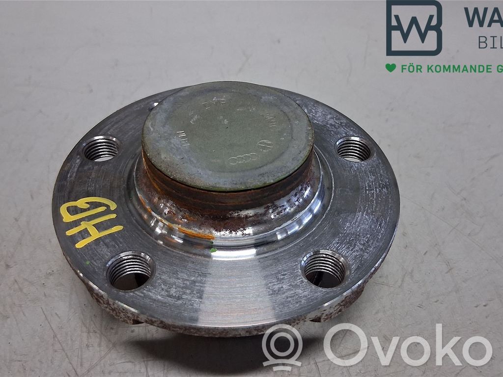 Skoda Fabia Mk4 (6VA) Mozzo portante ruota posteriore 