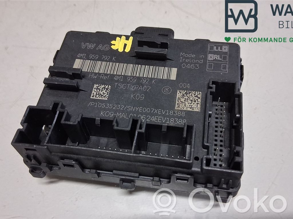 Audi Q8 Door control unit/module 