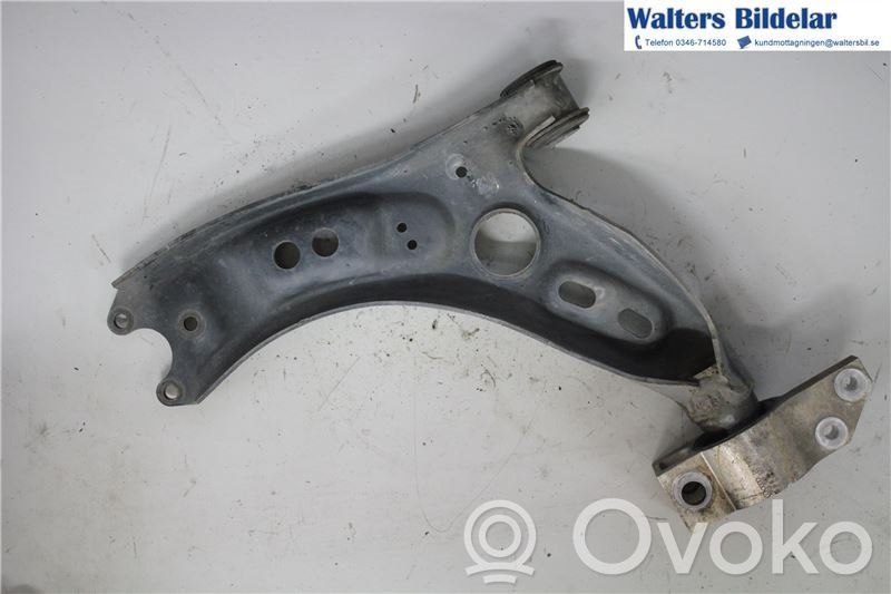 Skoda Octavia Mk2 (1Z) Braccio di controllo sospensione anteriore inferiore/braccio oscillante