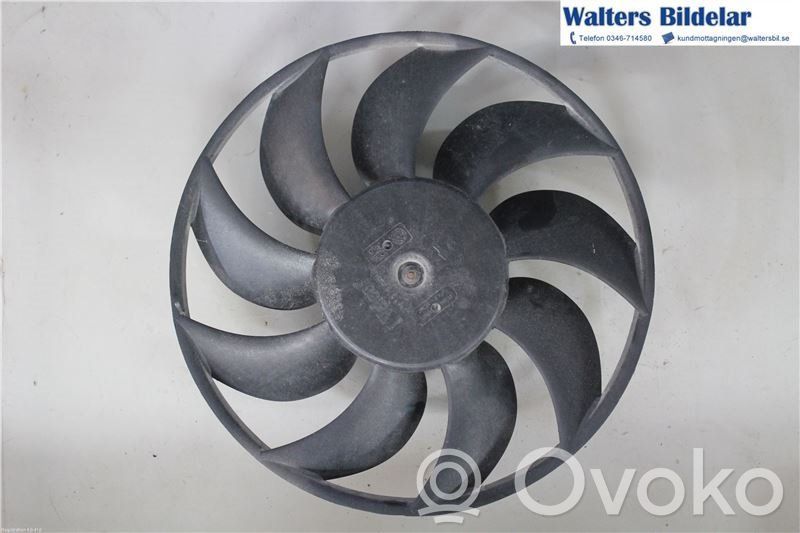 Nissan Interstar Elektrisks radiatoru ventilators 