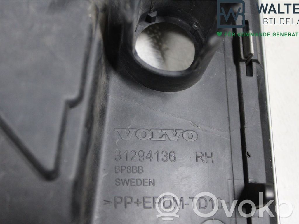 Volvo V60 Kratka dolna zderzaka przedniego 