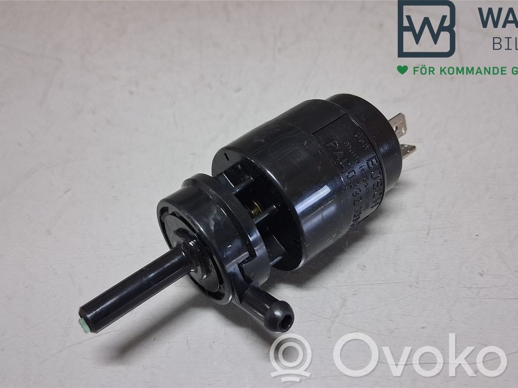 Ferrari 348 Windscreen/windshield washer pump 