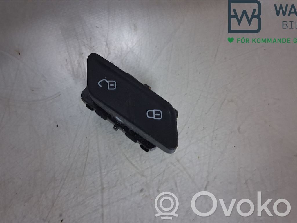 Volkswagen Golf VII Central locking switch button 