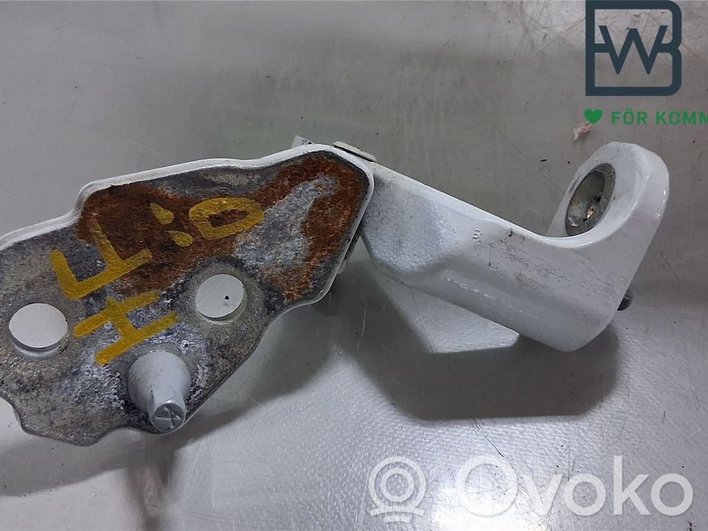 Ford Transit Front door upper hinge 