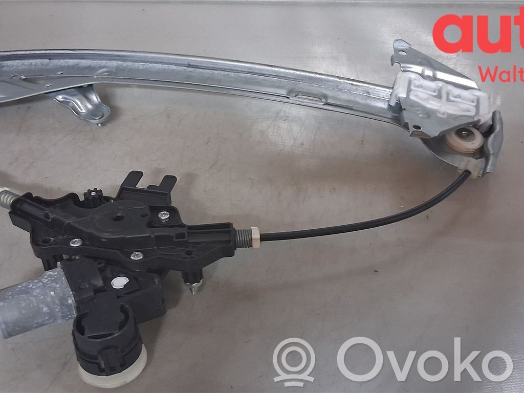 Toyota Corolla E210 E21 Macara ușă față cu motor 