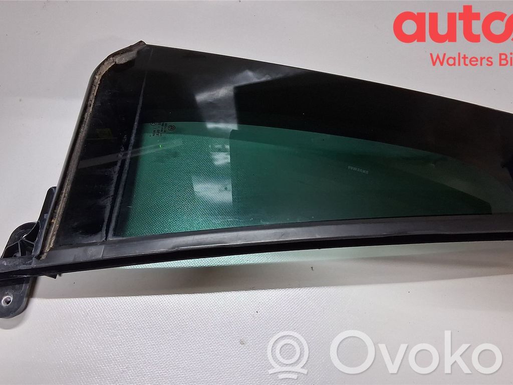 Volkswagen Tiguan Vetro del deflettore posteriore