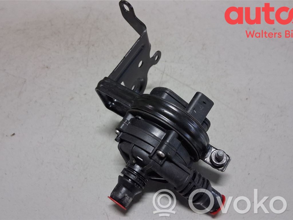 Mercedes-Benz E W214 Pompe à eau de liquide de refroidissement