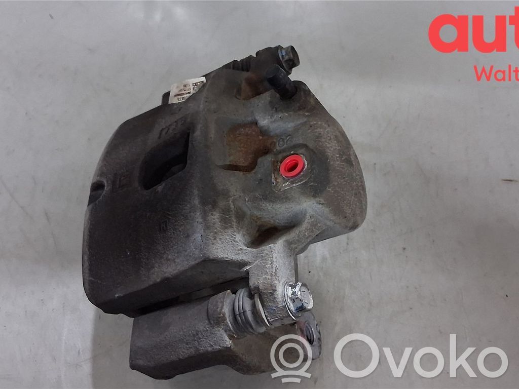 Opel Insignia B Zacisk hamulcowy przedni 
