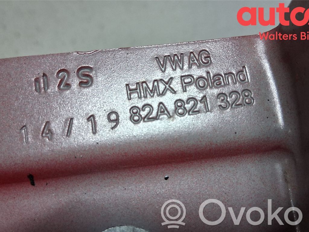 Audi A1 Lokasuojan kannake 