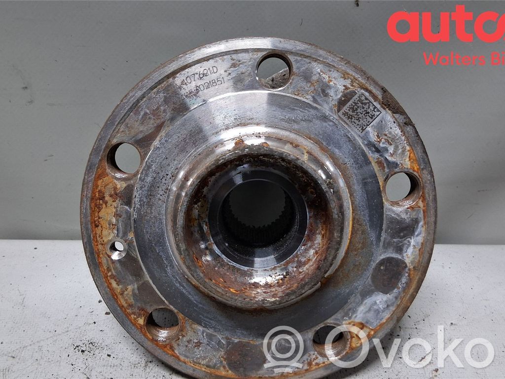 Audi Q3 F3 Mozzo portante ruota posteriore 