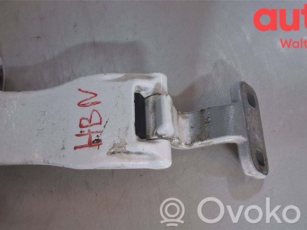 Volkswagen Caddy Rear door lower hinge 
