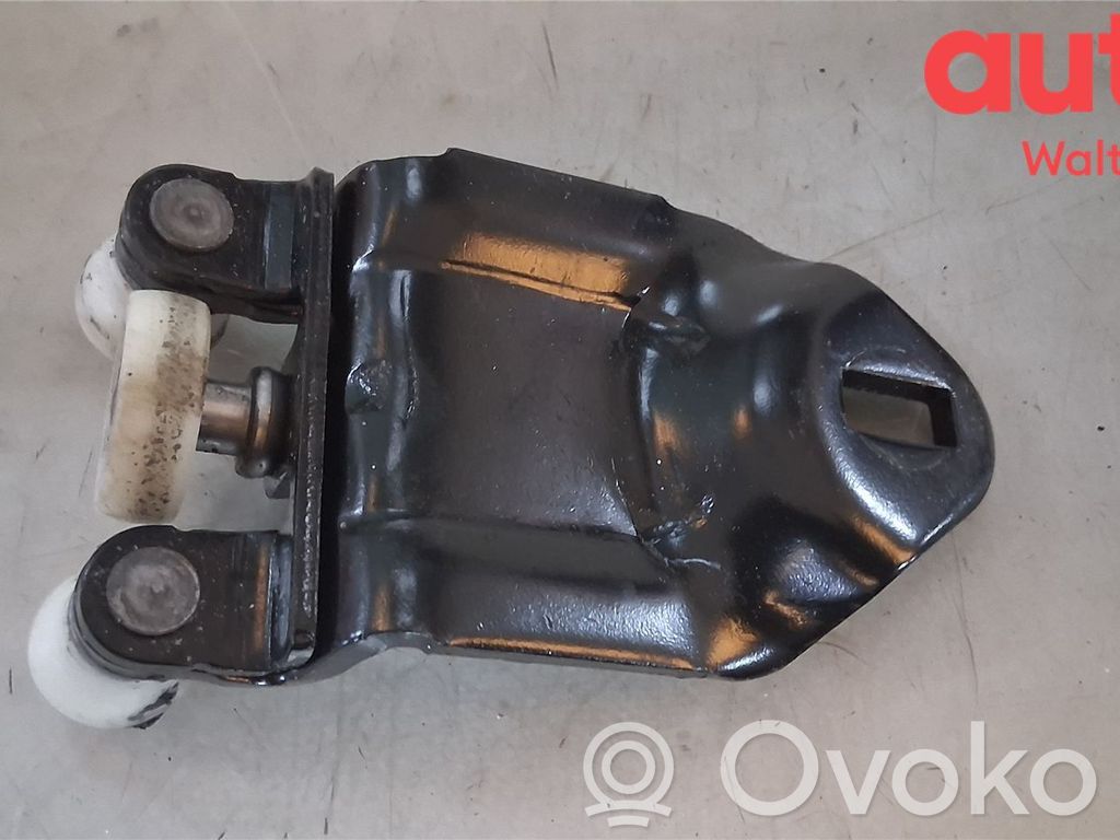 Ford Transit Custom Sliding door upper roller guide/hinge 