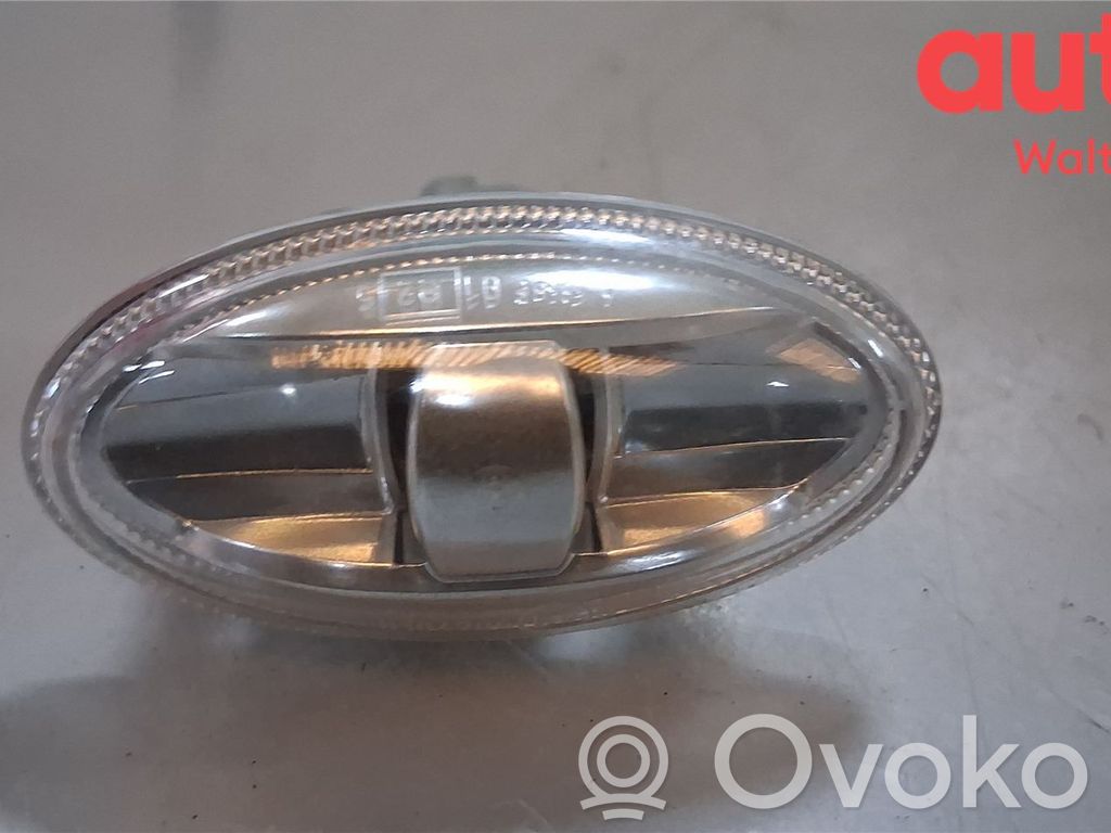 Etupuskurin suuntavilkku   6325G3