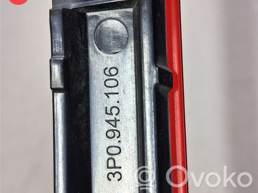 Skoda Superb B9 Reflector spate 