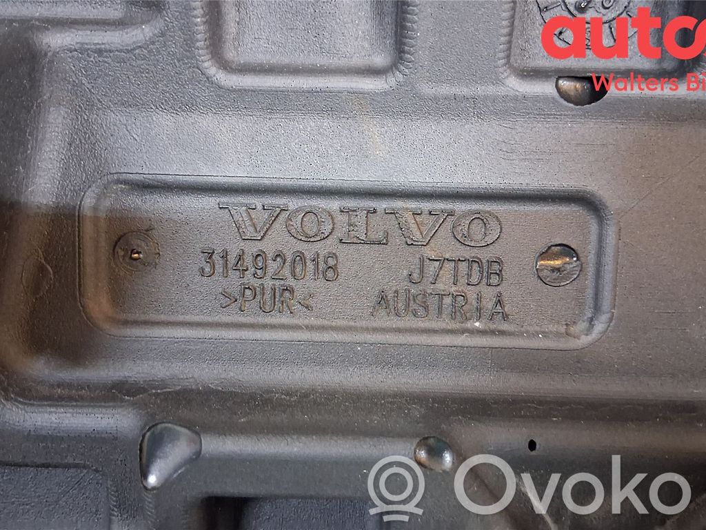 Volvo V40 Cross country Moottorin koppa 