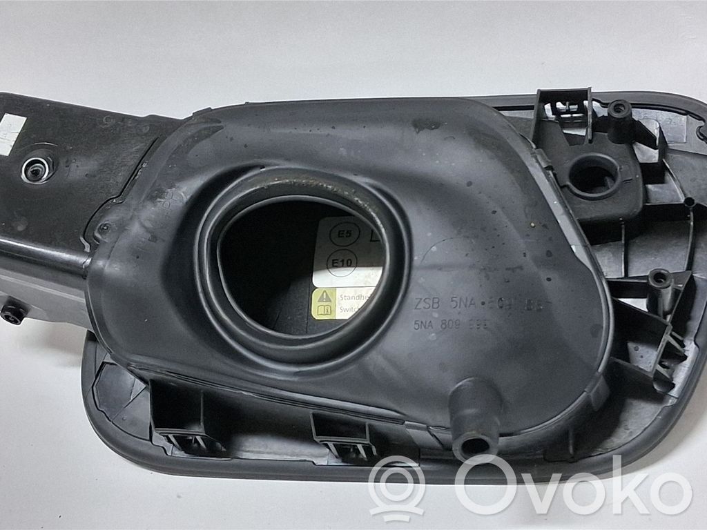 Volkswagen Tiguan Fuel tank cap lock 