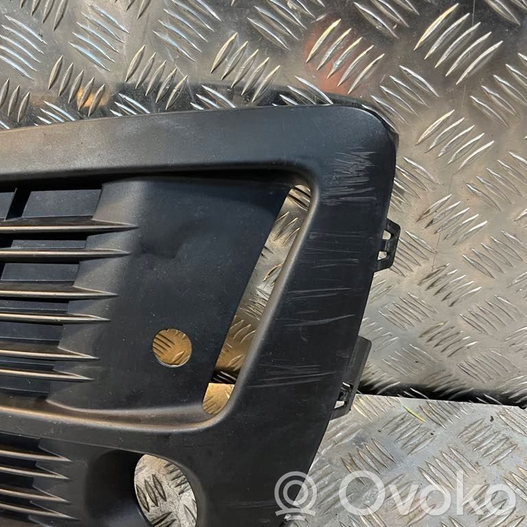 Citroen Jumpy Front bumper lower grill 