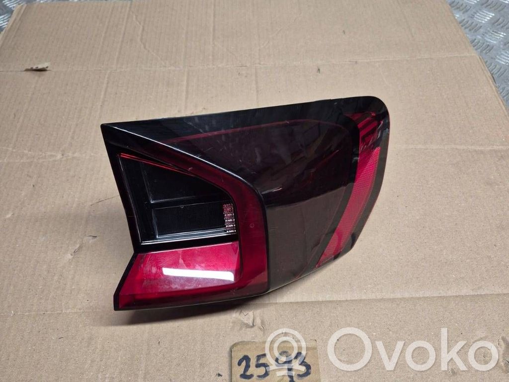 Lampa tylna   H4946535209,F0386000F
