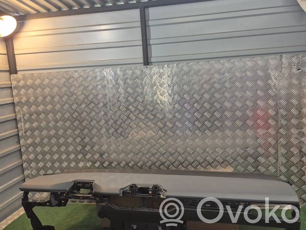 MG MG4 ev Panelė 