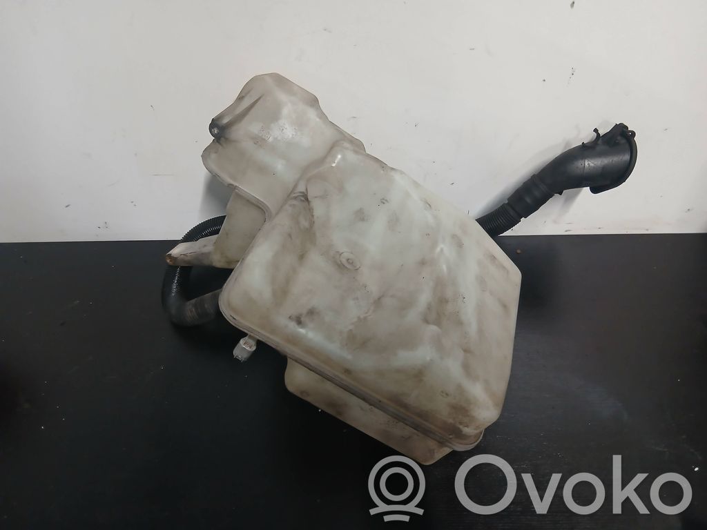 BMW 5 E60 E61 Windshield washer fluid reservoir/tank 