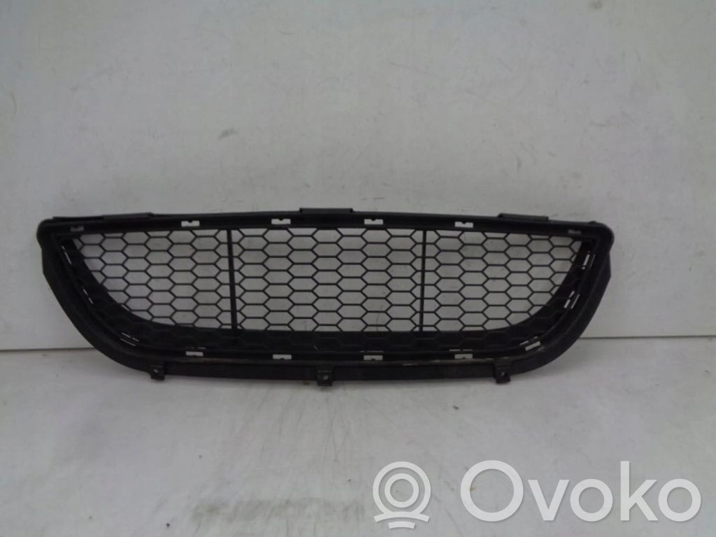 BMW 3 E90 E91 Front bumper lower grill 