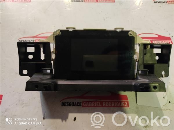 GPS navigation control unit/module   35345