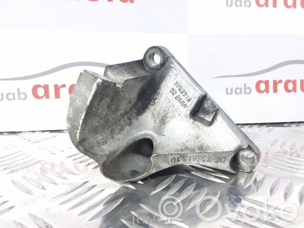 BMW 3 E90 E91 A/C compressor mount bracket 